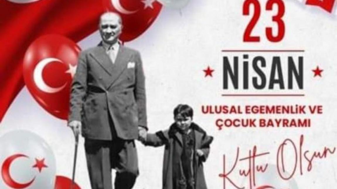 Okulumuzda, TBMM'nin açılışında Ulu Önderimiz Mustafa Kemal Atatürk tarafından dünya çocuklarına armağan edilen 